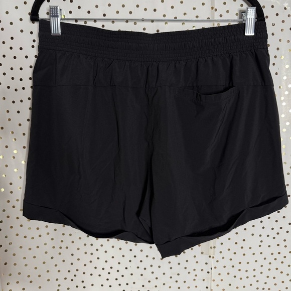 Lululemon Spring Break Away Short Black - Picture 6 of 7